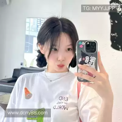 常彬靓